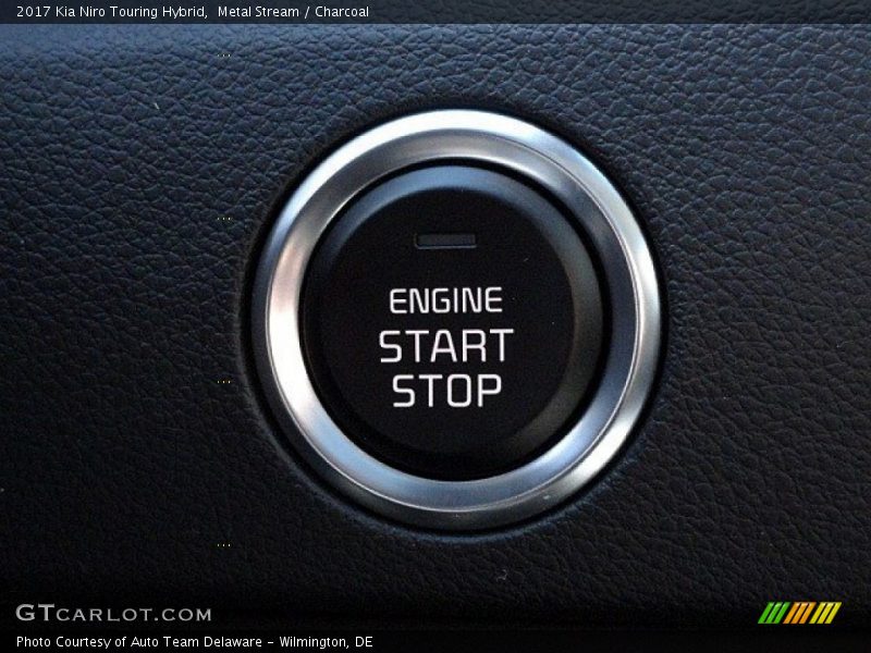 Metal Stream / Charcoal 2017 Kia Niro Touring Hybrid