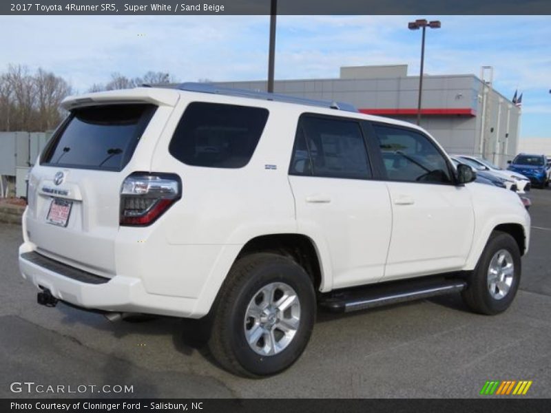 Super White / Sand Beige 2017 Toyota 4Runner SR5