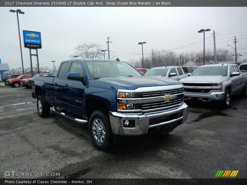 Deep Ocean Blue Metallic / Jet Black 2017 Chevrolet Silverado 2500HD LT Double Cab 4x4