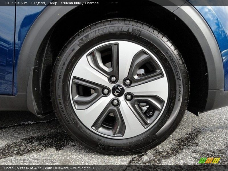  2017 Niro LX Hybrid Wheel