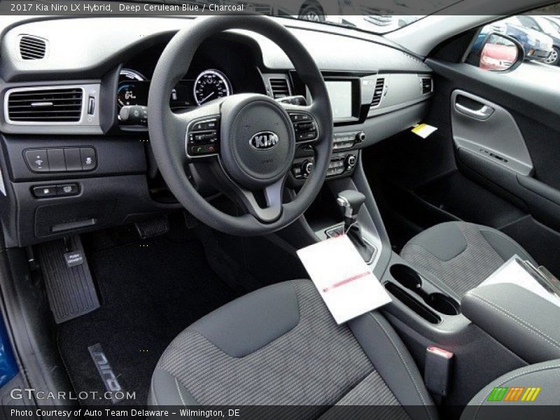  2017 Niro LX Hybrid Charcoal Interior