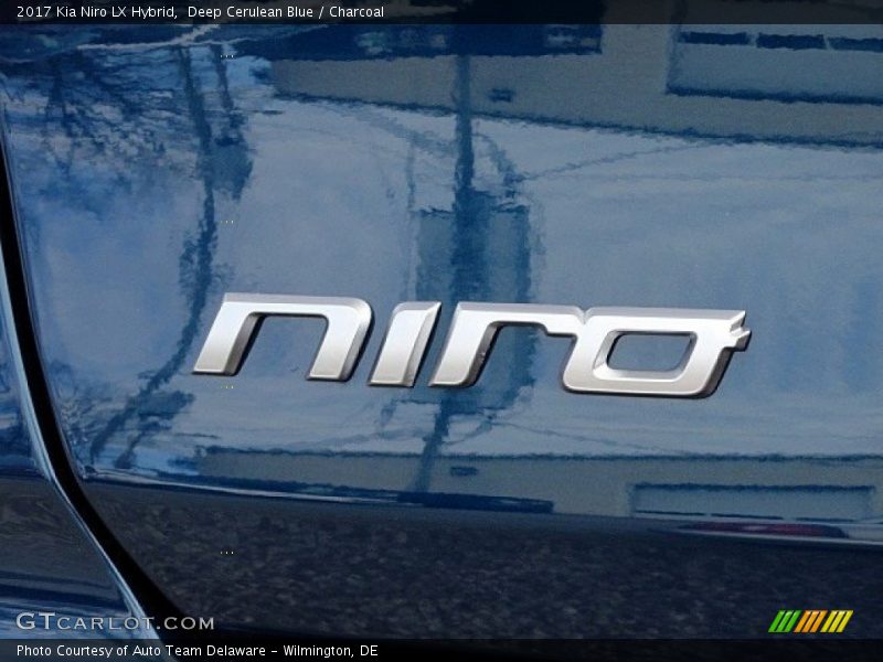 Deep Cerulean Blue / Charcoal 2017 Kia Niro LX Hybrid