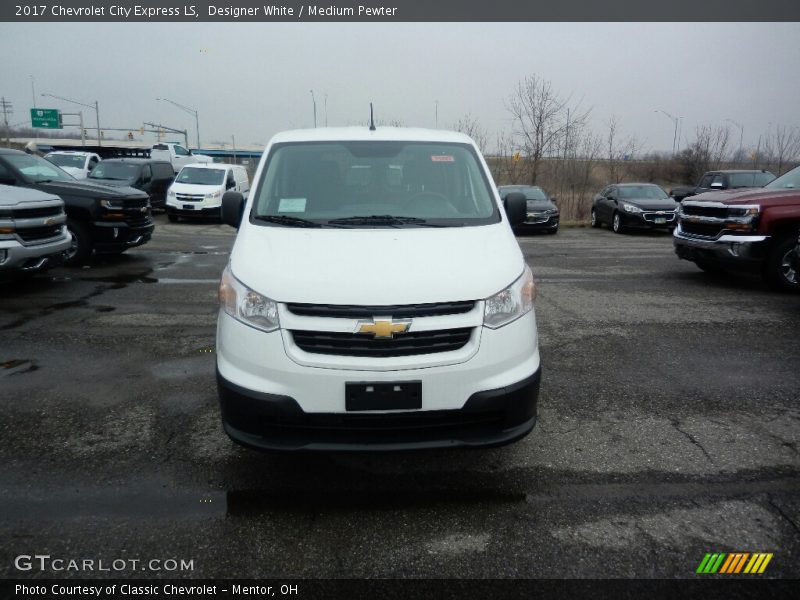 Designer White / Medium Pewter 2017 Chevrolet City Express LS