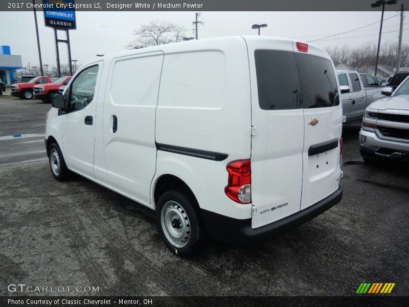 Designer White / Medium Pewter 2017 Chevrolet City Express LS