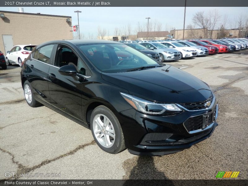 Mosaic Black Metallic / Jet Black 2017 Chevrolet Cruze LT
