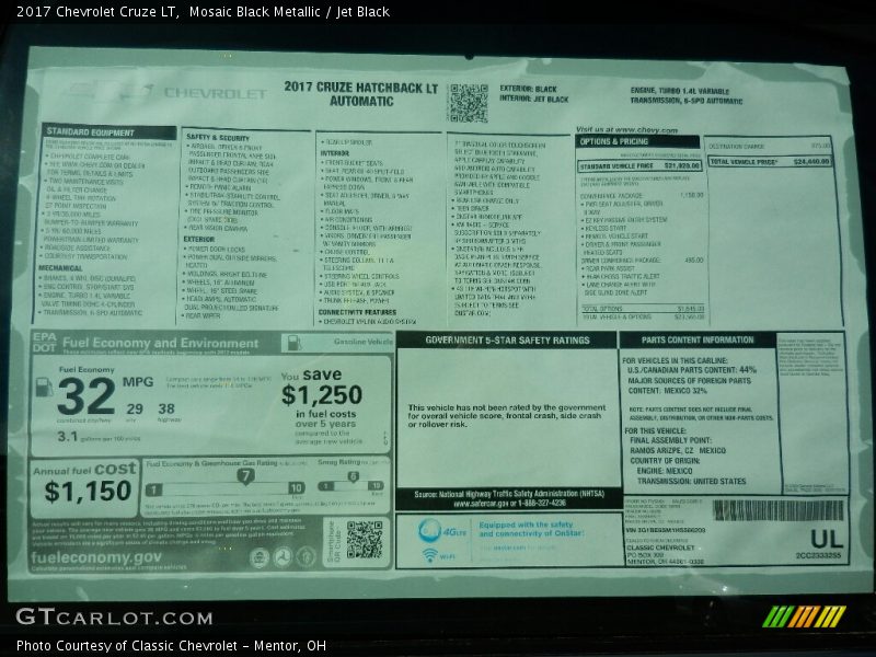 Mosaic Black Metallic / Jet Black 2017 Chevrolet Cruze LT