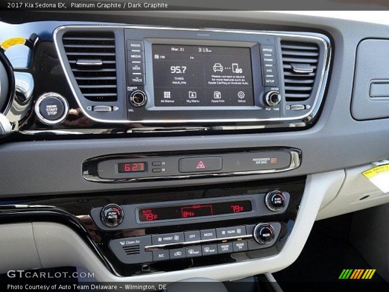 Controls of 2017 Sedona EX