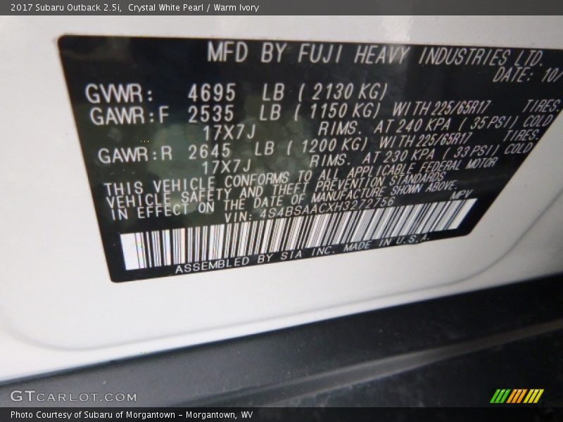 Crystal White Pearl / Warm Ivory 2017 Subaru Outback 2.5i