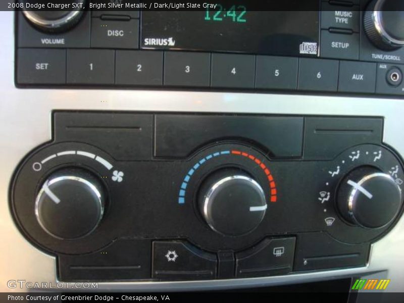 Bright Silver Metallic / Dark/Light Slate Gray 2008 Dodge Charger SXT