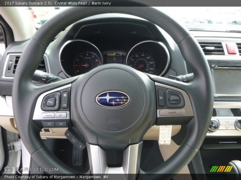 Crystal White Pearl / Warm Ivory 2017 Subaru Outback 2.5i