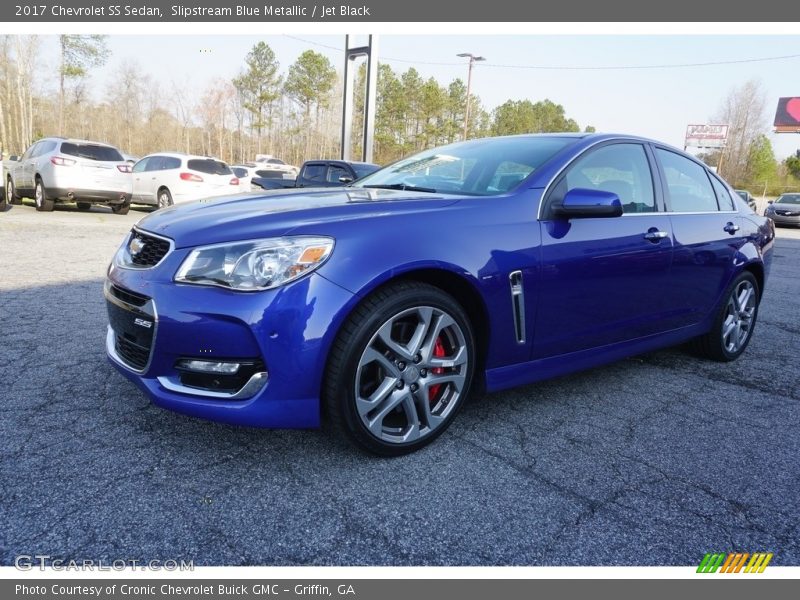 Front 3/4 View of 2017 SS Sedan