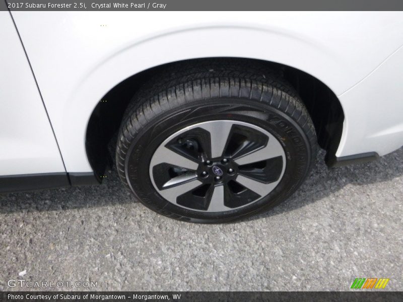 Crystal White Pearl / Gray 2017 Subaru Forester 2.5i