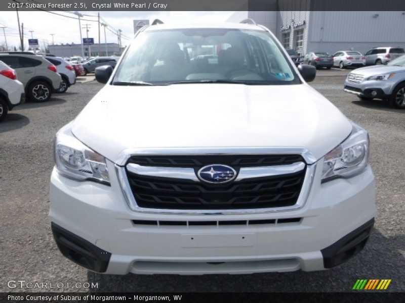 Crystal White Pearl / Gray 2017 Subaru Forester 2.5i