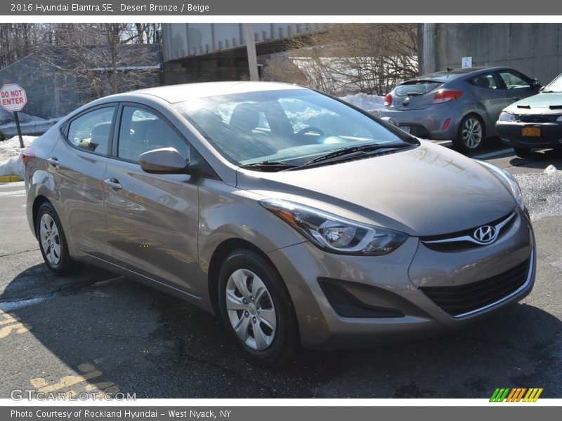 Desert Bronze / Beige 2016 Hyundai Elantra SE