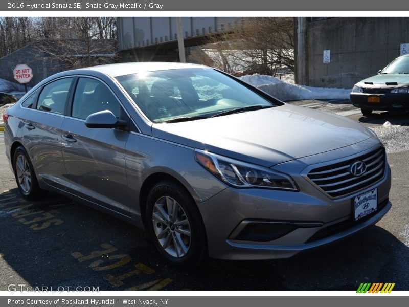 Shale Gray Metallic / Gray 2016 Hyundai Sonata SE