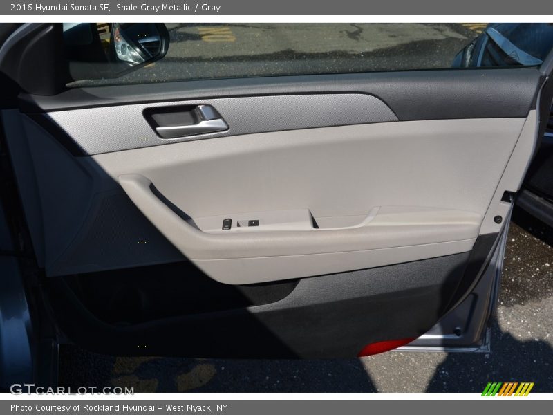 Shale Gray Metallic / Gray 2016 Hyundai Sonata SE