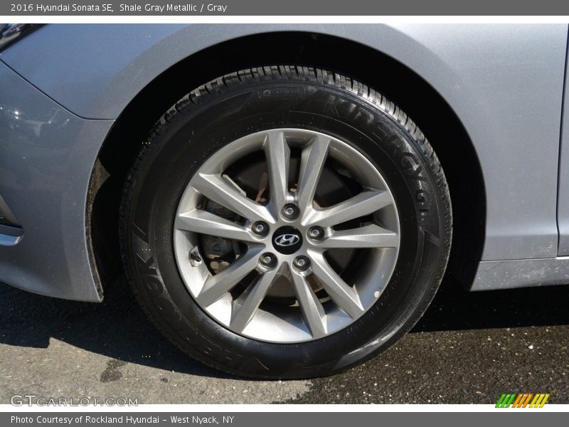 Shale Gray Metallic / Gray 2016 Hyundai Sonata SE