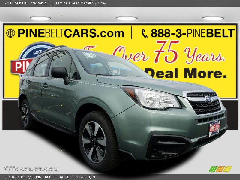 Jasmine Green Metallic / Gray 2017 Subaru Forester 2.5i