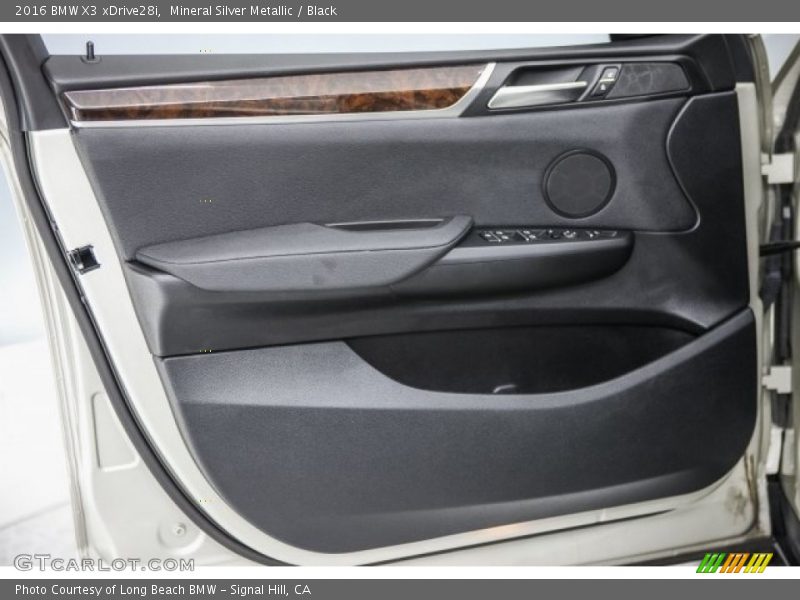 Mineral Silver Metallic / Black 2016 BMW X3 xDrive28i