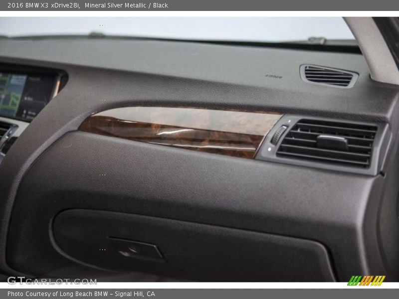 Mineral Silver Metallic / Black 2016 BMW X3 xDrive28i