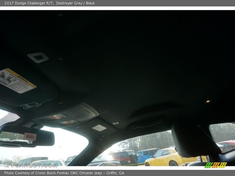 Destroyer Grey / Black 2017 Dodge Challenger R/T