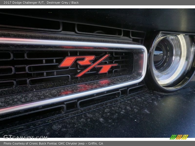 Destroyer Grey / Black 2017 Dodge Challenger R/T