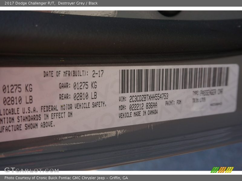 Destroyer Grey / Black 2017 Dodge Challenger R/T