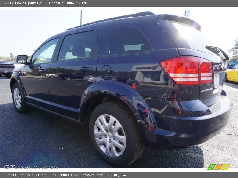 Contusion Blue / Black 2017 Dodge Journey SE