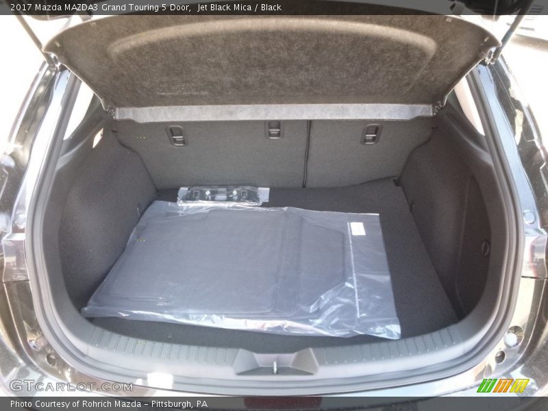 Jet Black Mica / Black 2017 Mazda MAZDA3 Grand Touring 5 Door