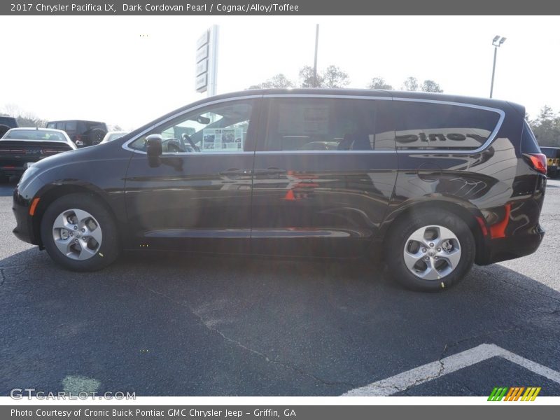 Dark Cordovan Pearl / Cognac/Alloy/Toffee 2017 Chrysler Pacifica LX