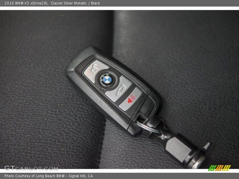 Glacier Silver Metallic / Black 2016 BMW X3 xDrive28i