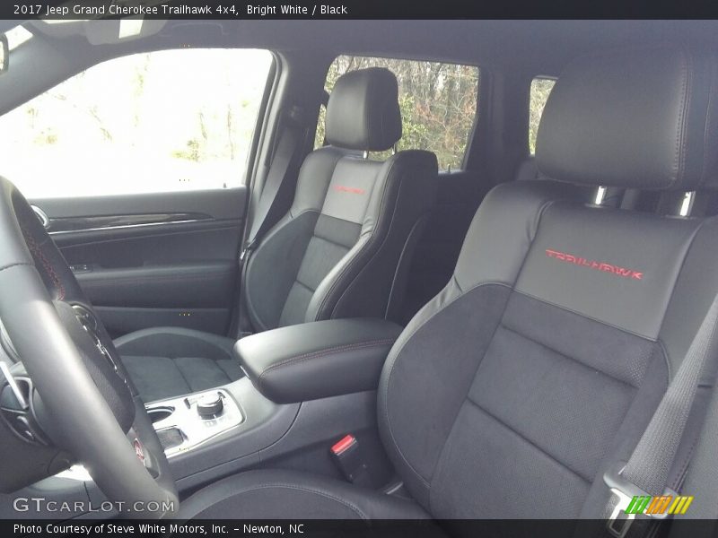 Bright White / Black 2017 Jeep Grand Cherokee Trailhawk 4x4