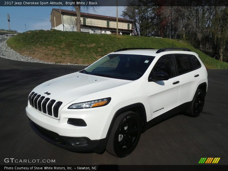 Bright White / Black 2017 Jeep Cherokee Sport Altitude