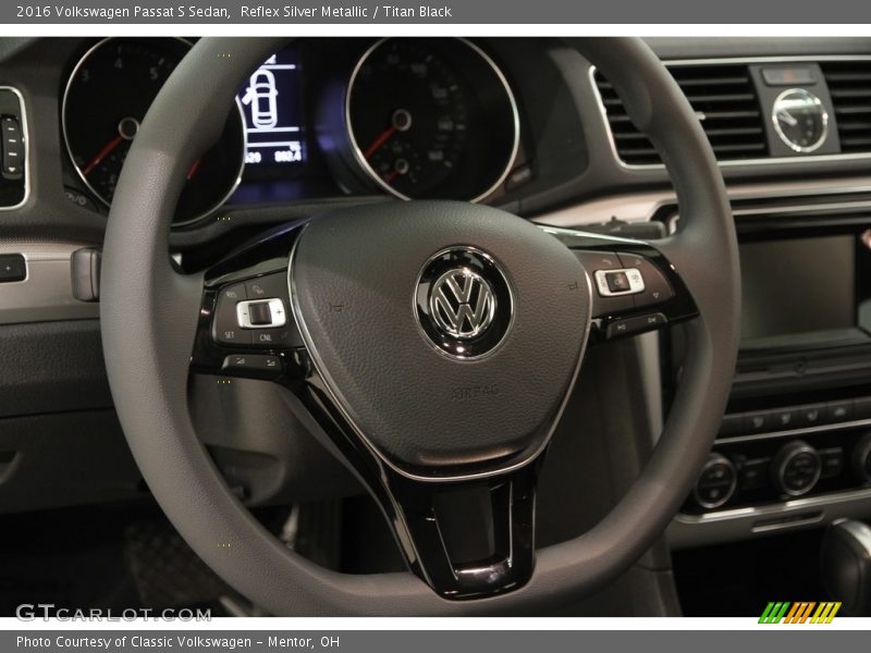 Reflex Silver Metallic / Titan Black 2016 Volkswagen Passat S Sedan
