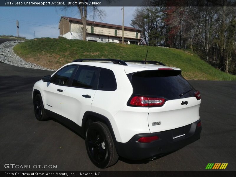 Bright White / Black 2017 Jeep Cherokee Sport Altitude