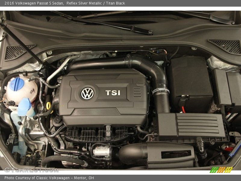 Reflex Silver Metallic / Titan Black 2016 Volkswagen Passat S Sedan