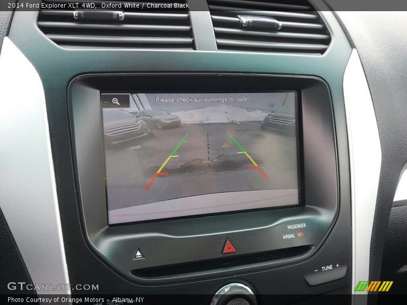 Oxford White / Charcoal Black 2014 Ford Explorer XLT 4WD