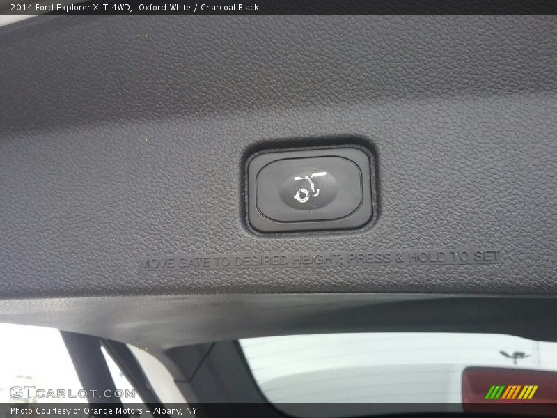Oxford White / Charcoal Black 2014 Ford Explorer XLT 4WD
