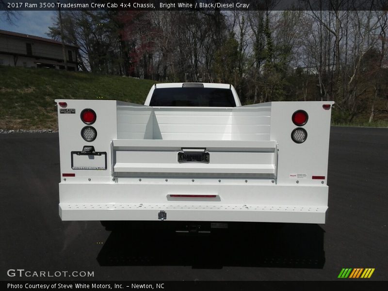 Bright White / Black/Diesel Gray 2017 Ram 3500 Tradesman Crew Cab 4x4 Chassis