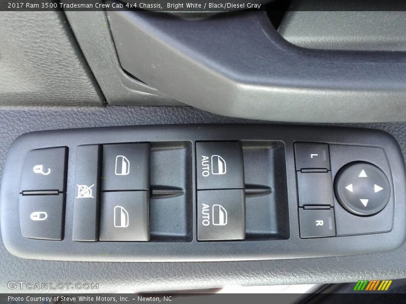 Bright White / Black/Diesel Gray 2017 Ram 3500 Tradesman Crew Cab 4x4 Chassis