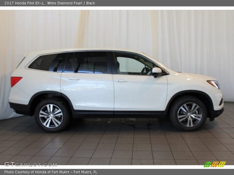 White Diamond Pearl / Black 2017 Honda Pilot EX-L