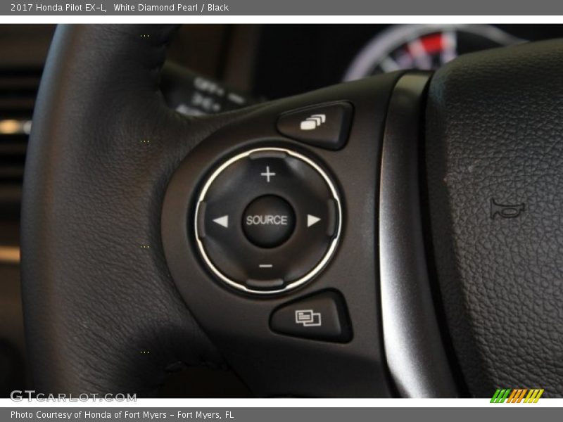 White Diamond Pearl / Black 2017 Honda Pilot EX-L