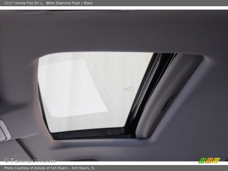 White Diamond Pearl / Black 2017 Honda Pilot EX-L