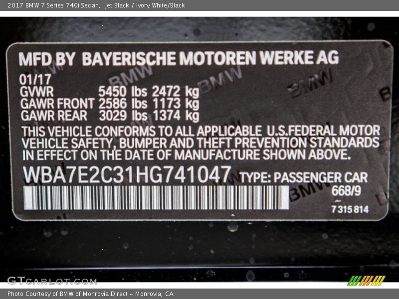 Jet Black / Ivory White/Black 2017 BMW 7 Series 740i Sedan