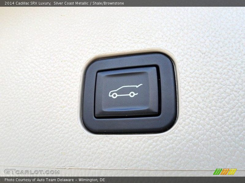 Silver Coast Metallic / Shale/Brownstone 2014 Cadillac SRX Luxury