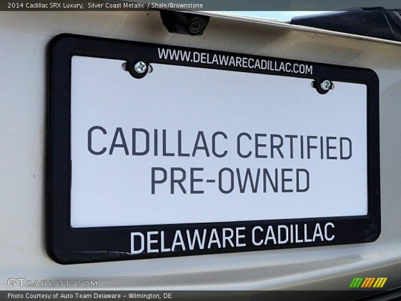 Silver Coast Metallic / Shale/Brownstone 2014 Cadillac SRX Luxury
