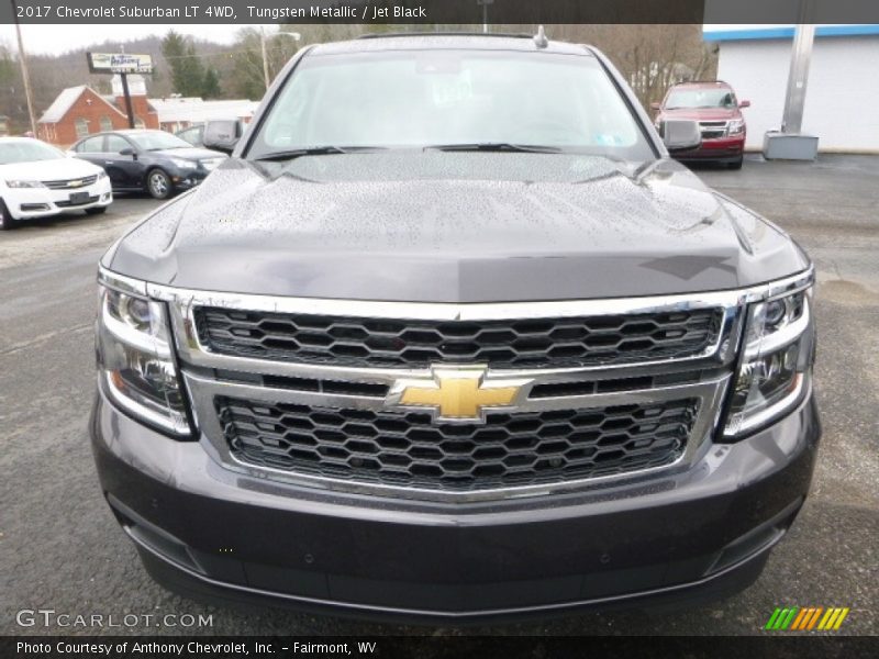 Tungsten Metallic / Jet Black 2017 Chevrolet Suburban LT 4WD