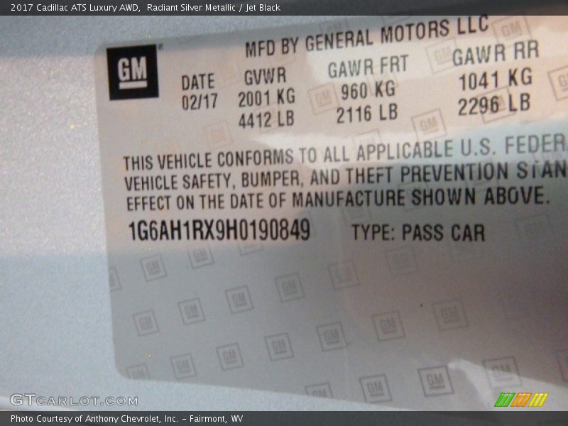 Radiant Silver Metallic / Jet Black 2017 Cadillac ATS Luxury AWD