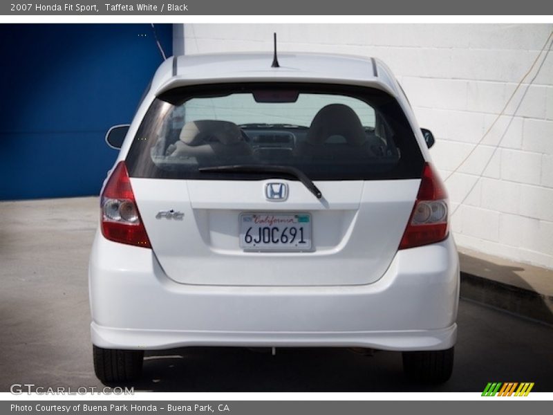 Taffeta White / Black 2007 Honda Fit Sport