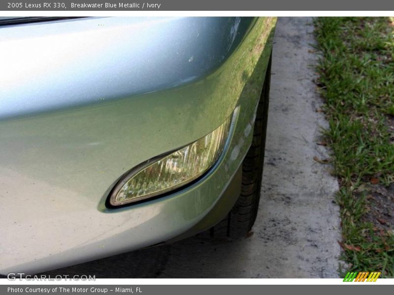 Breakwater Blue Metallic / Ivory 2005 Lexus RX 330